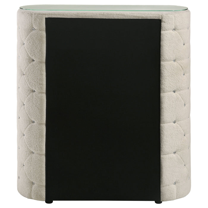 Sonya 5-drawer Upholstered Bedroom Chest of Drawers Ivory